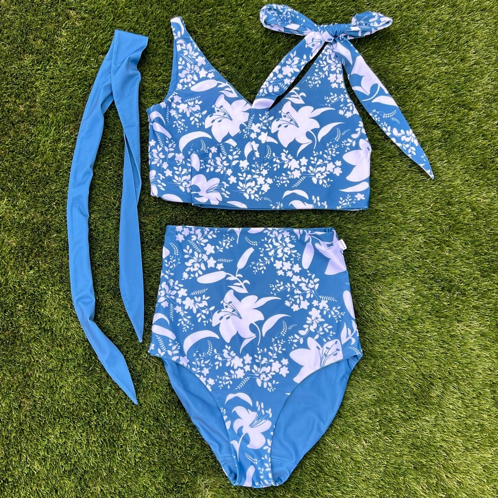 Baiia Tahiti reversible bikini top, bottom & 2 ties swimsuit size 8 US